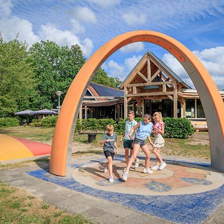 Recreatiepark Kaps Hotell Tubbergen Exteriör bild